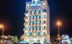 Tiffany Hotel & Restaurant